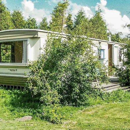 Gorgeous Stacaravan In キャンプ場 2*